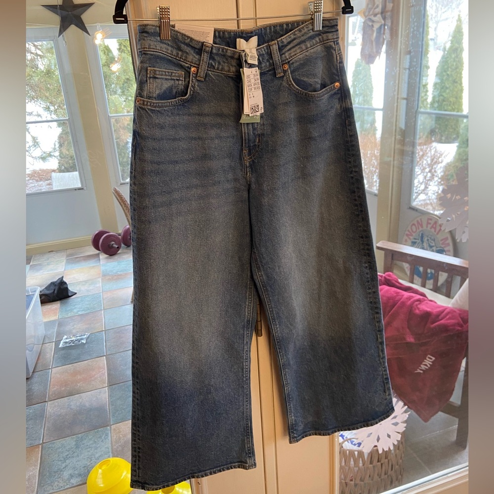 3/$25 💓 H&M Wide Leg Jeans Size 6 Medium Wash